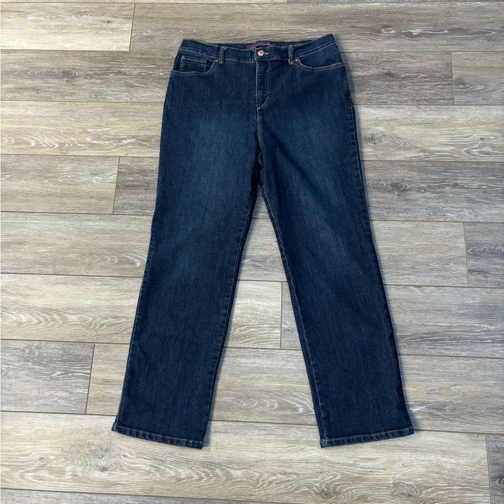 Gloria Vanderbilt Jeans Amanda Sz 12P Mid Rise Indigo Wash Straight Leg *Read